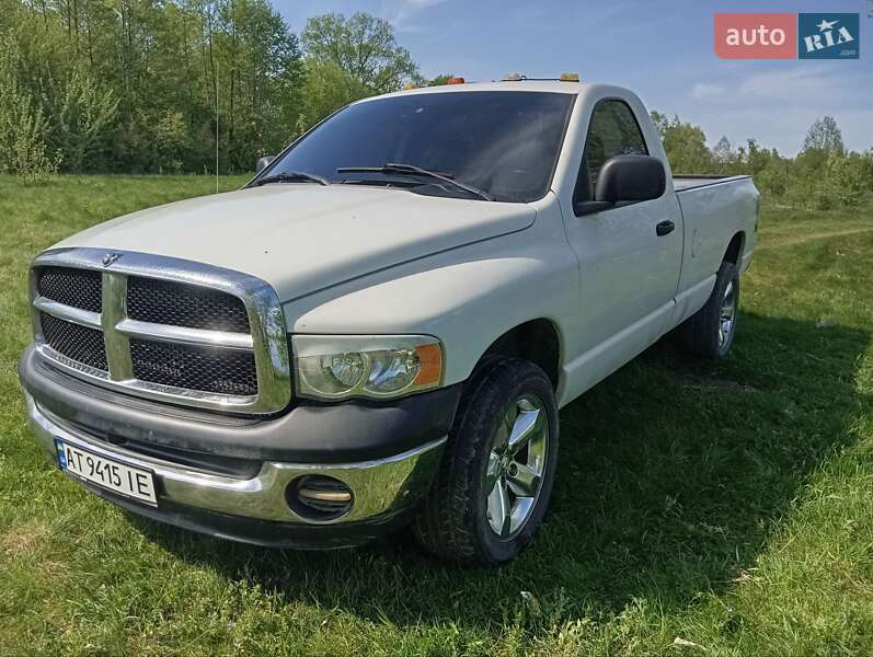 Dodge Ram 3500 (2005)