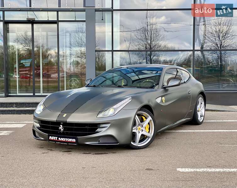 Ferrari Ff (2013)