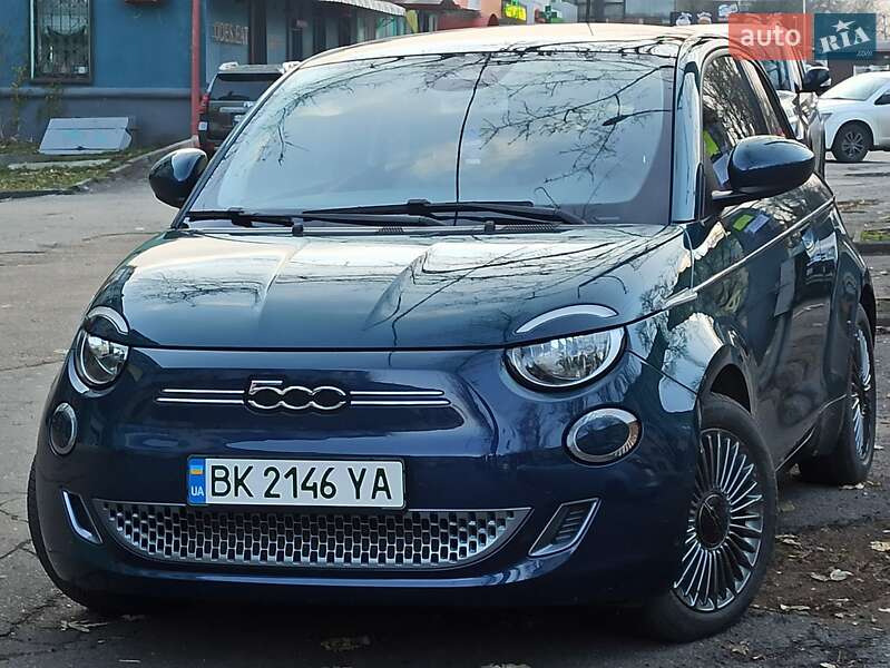 Fiat 500e (2021)