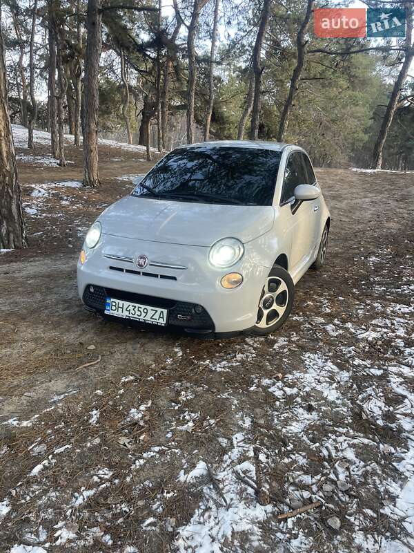 Fiat 500e (2016)