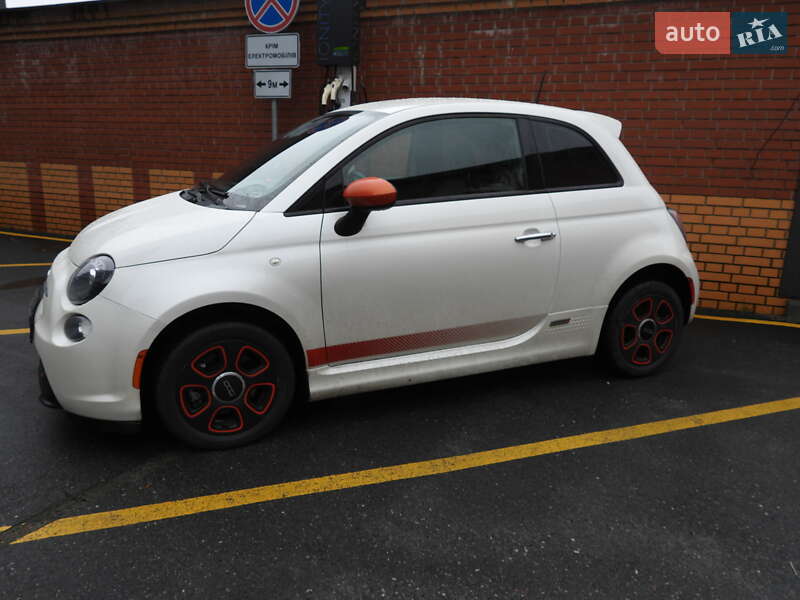 Fiat 500e (2015)