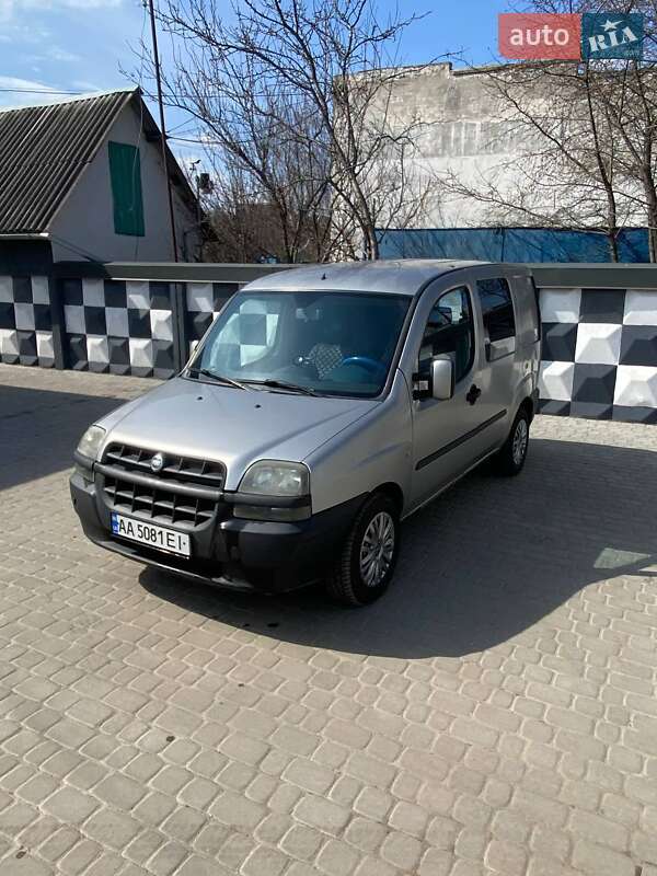 Fiat Doblo (2004)