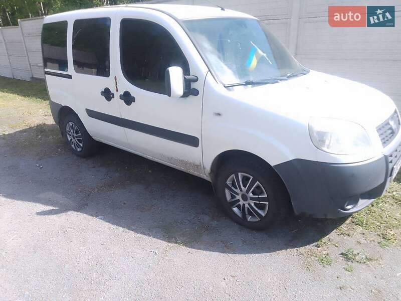 Fiat Doblo (2006)
