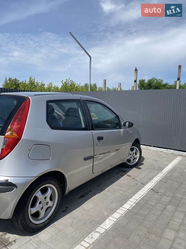 Fiat Punto (2002)