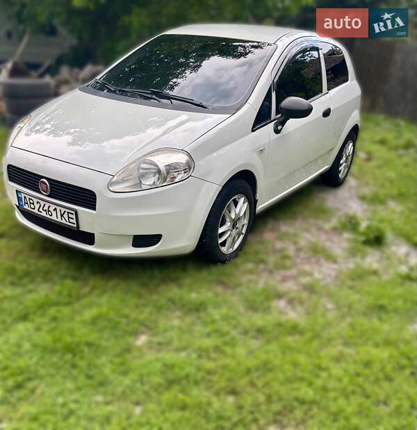 Fiat Punto (2011)