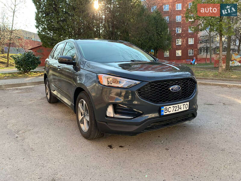 Ford Edge (2021)