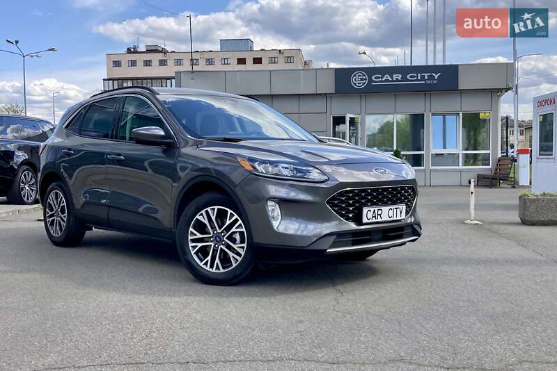 Ford Escape (2021)