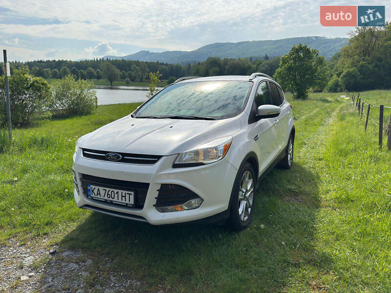 Ford Escape (2015)
