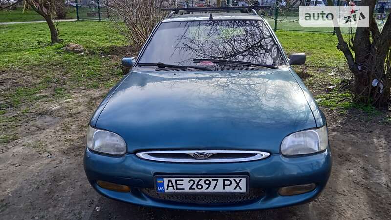 Ford Escort (1995)