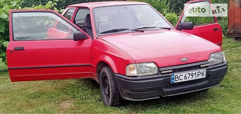 Ford Escort (1990)