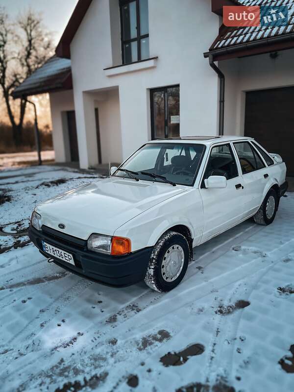 Ford Escort (1988)