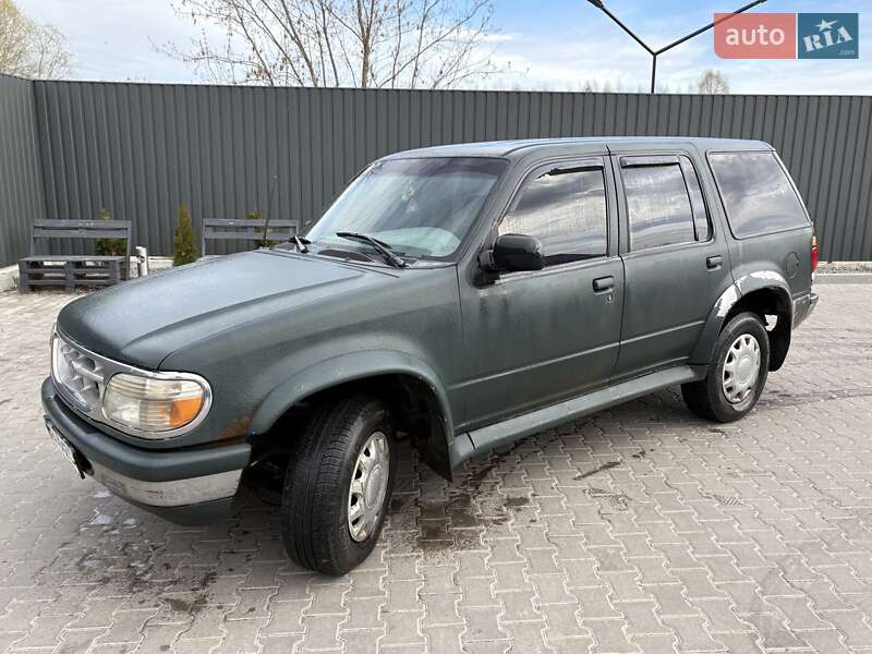 Ford Explorer (1995)