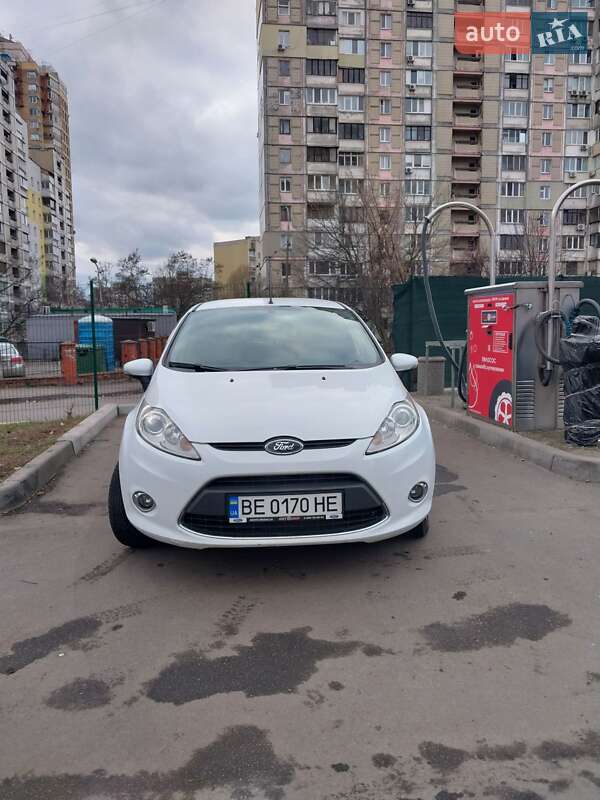 Ford Fiesta (2012)