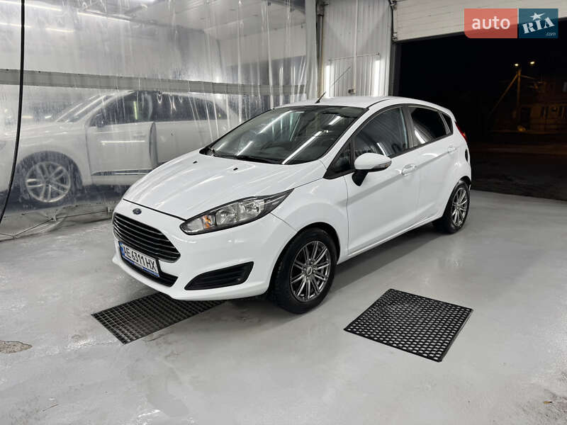 Ford Fiesta (2015)