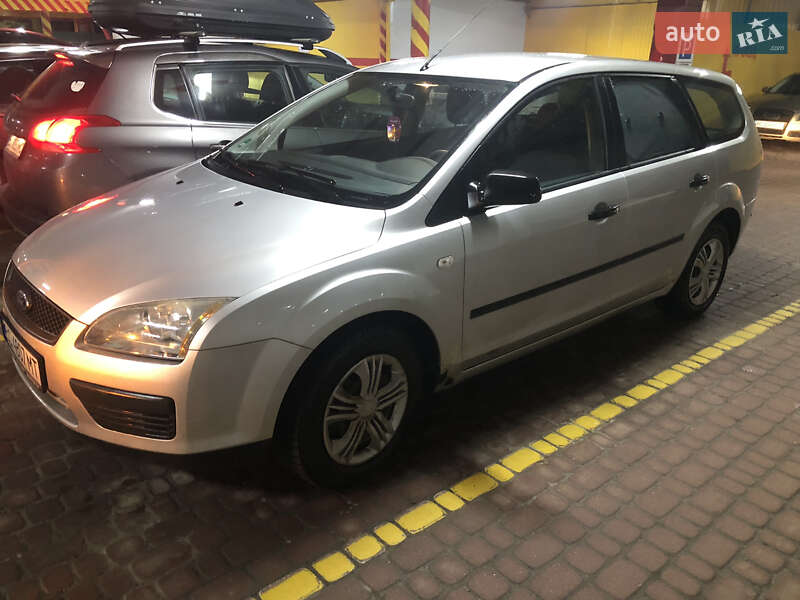 Ford Focus (2005)
