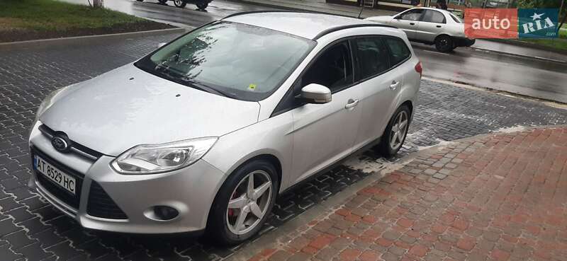 Ford Focus (2012)