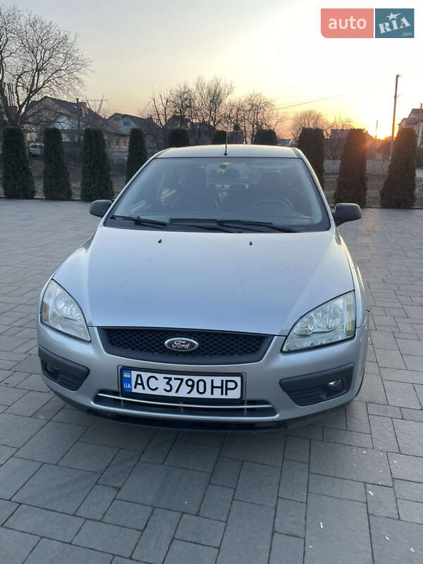 Ford Focus (2005)