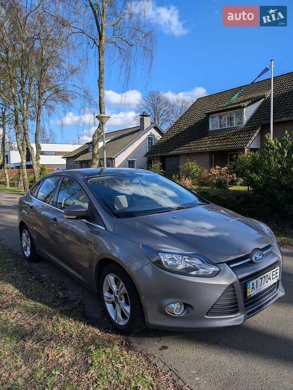 Ford Focus (2013)