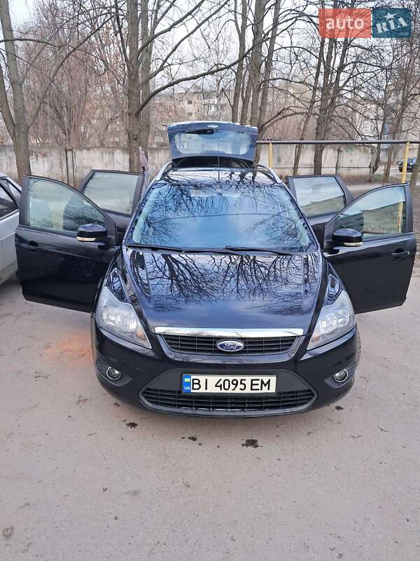 Ford Focus (2010)