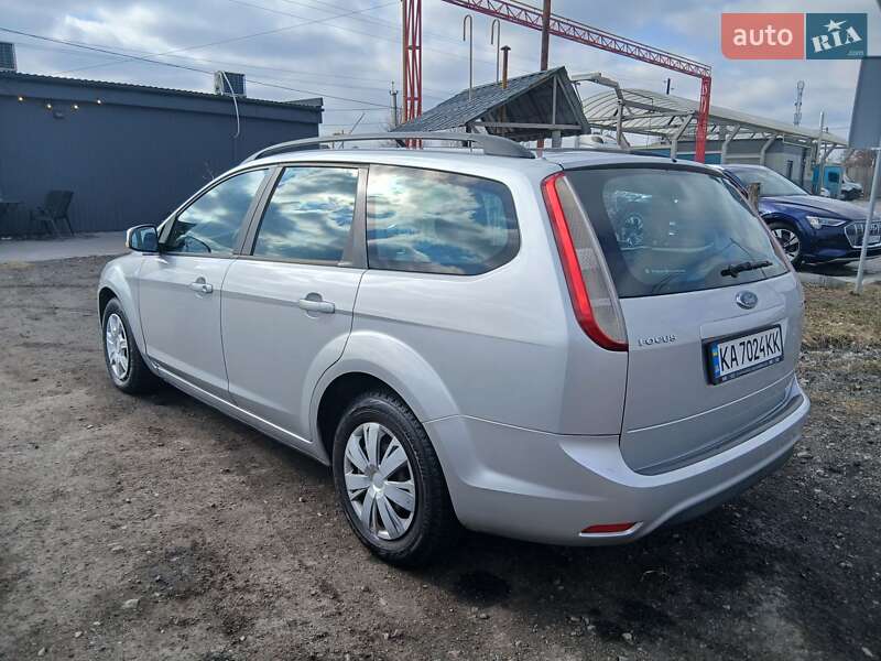 Ford Focus (2008)