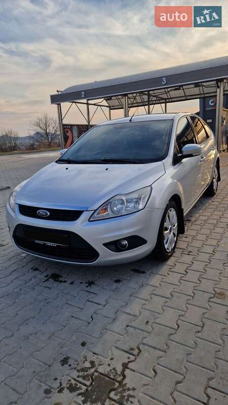 Ford Focus (2010)