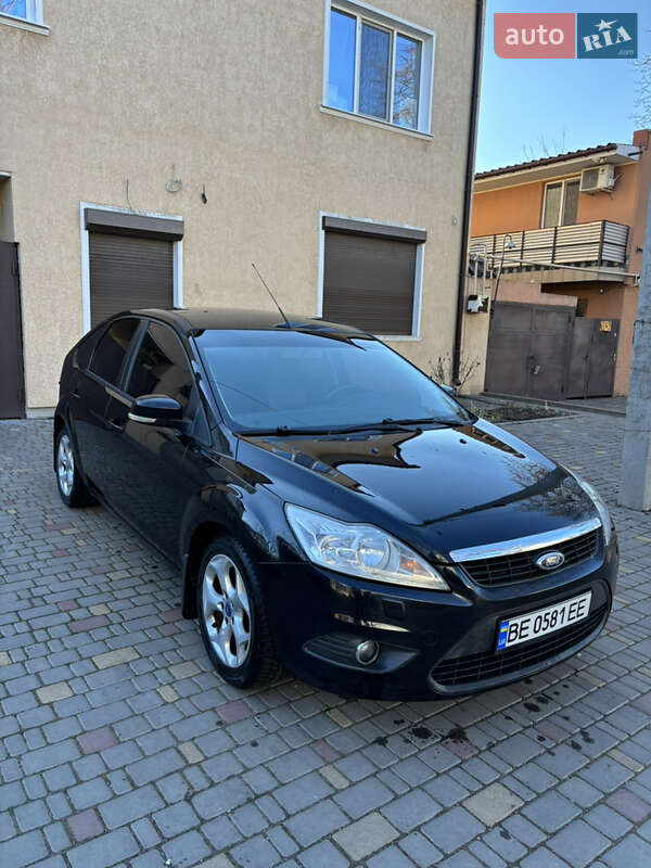 Ford Focus (2010)