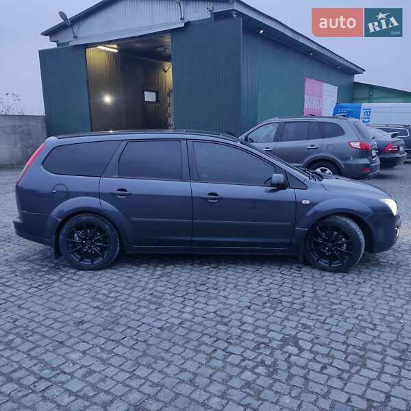 Ford Focus (2007)