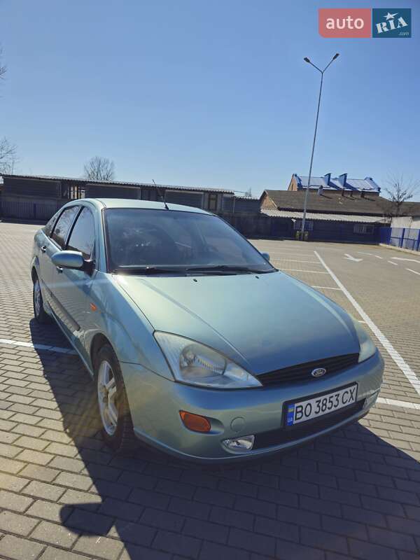 Ford Focus (1999)