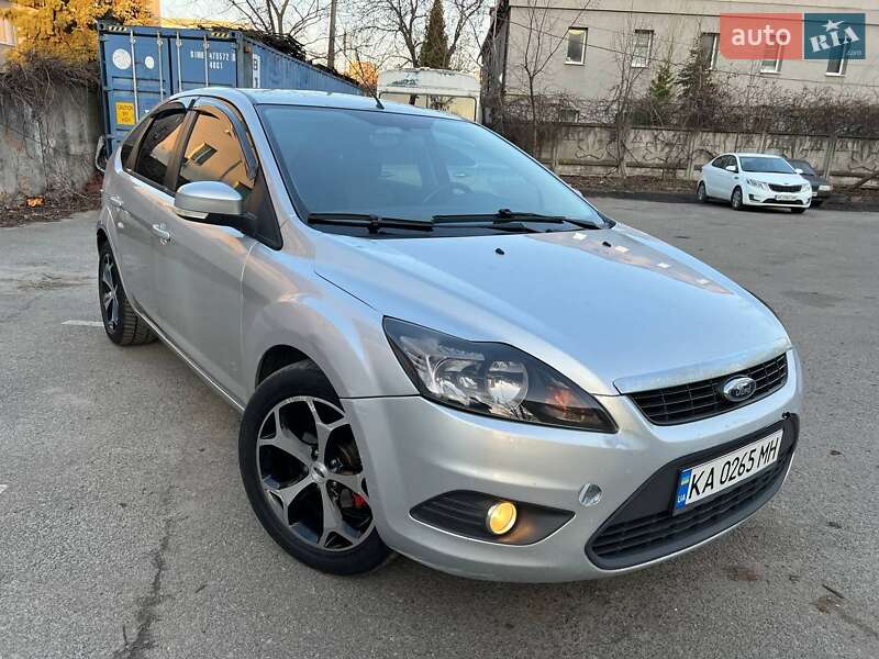 Ford Focus (2010)