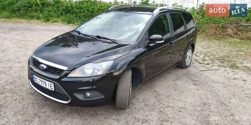 Ford Focus (2010)