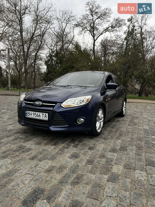 Ford Focus (2011)