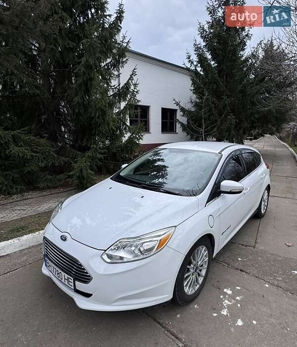Ford Focus (2012)
