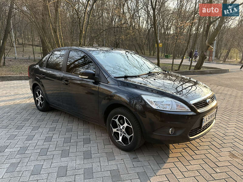 Ford Focus (2011)