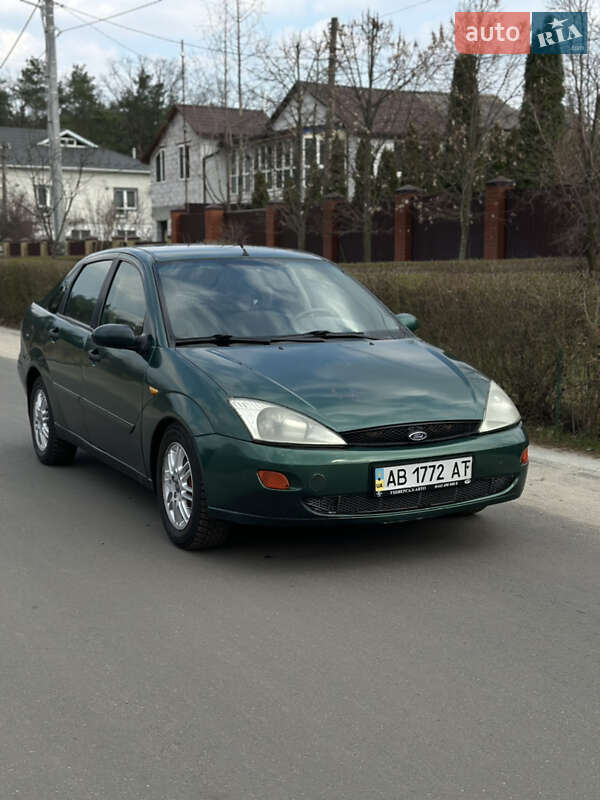 Ford Focus (2000)
