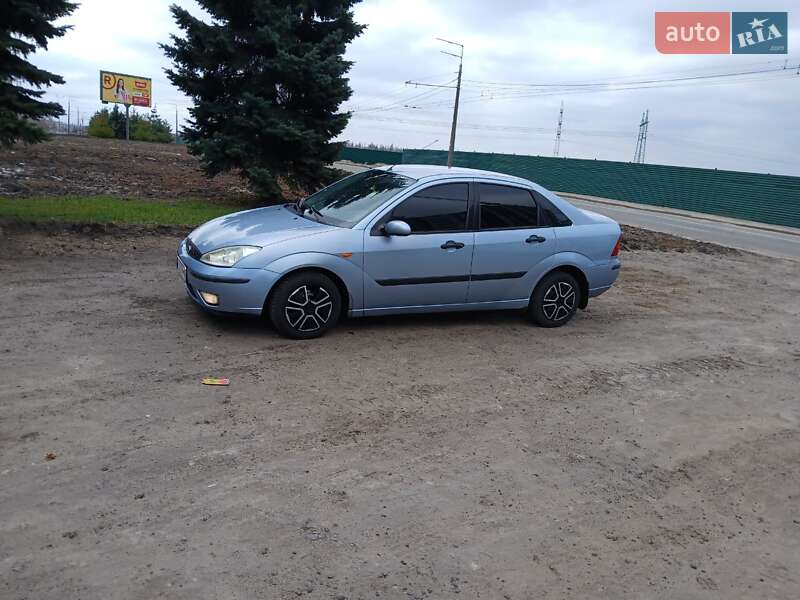 Ford Focus (2004)
