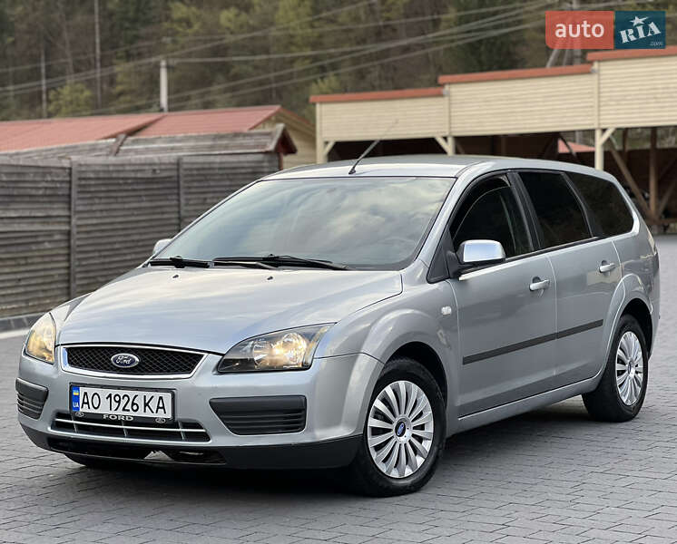 Ford Focus (2005)