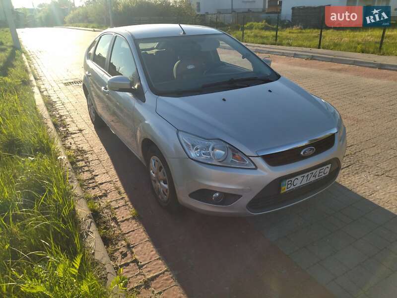 Ford Focus (2008)
