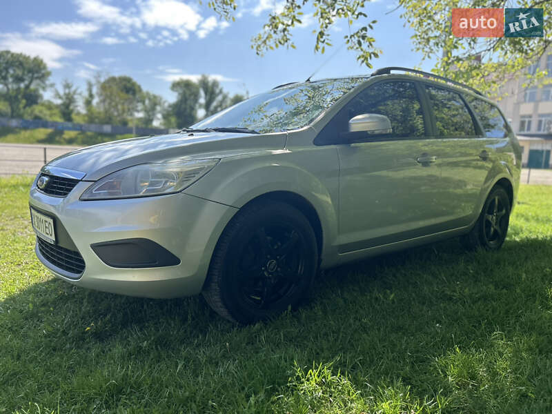 Ford Focus (2008)