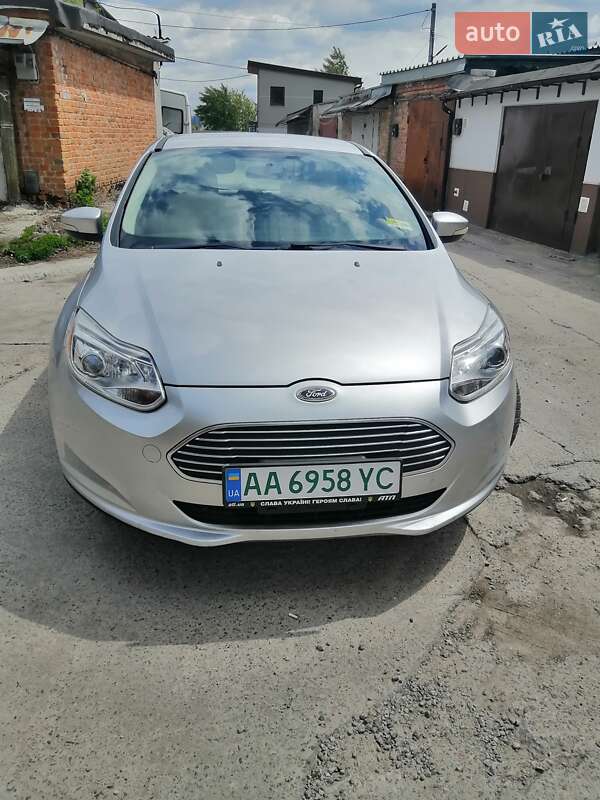 Ford Focus (2016)