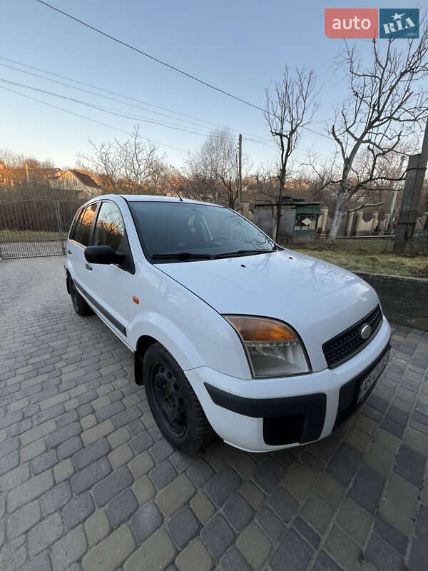 Ford Fusion (2008)