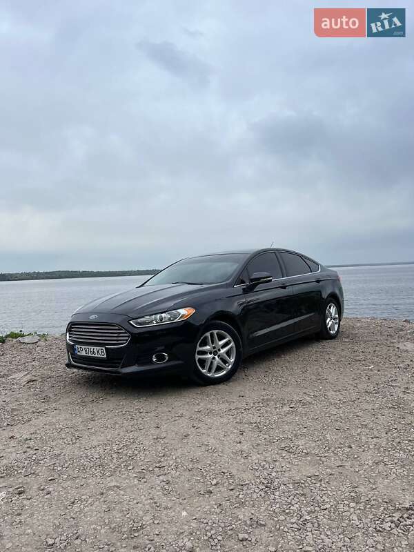 Ford Fusion (2013)