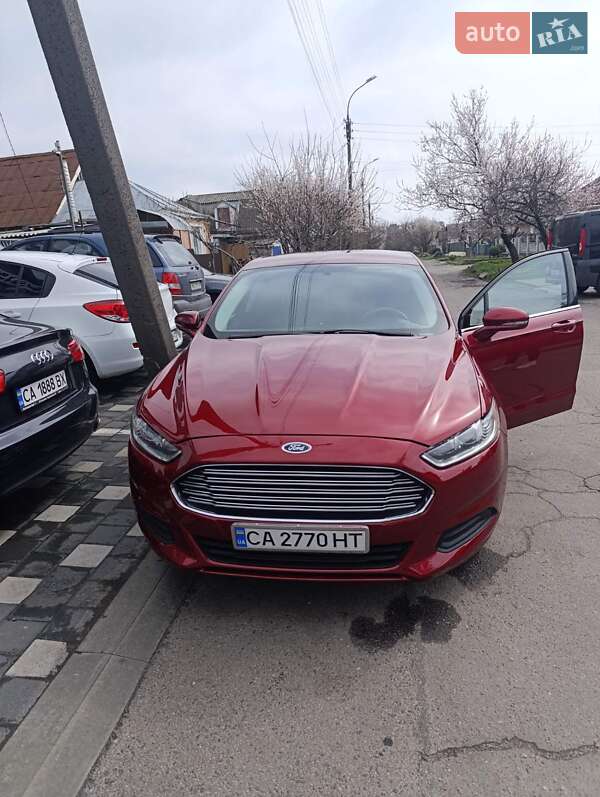 Ford Fusion (2014)