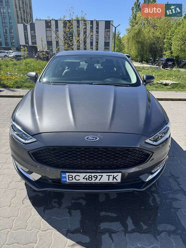 Ford Fusion (2017)