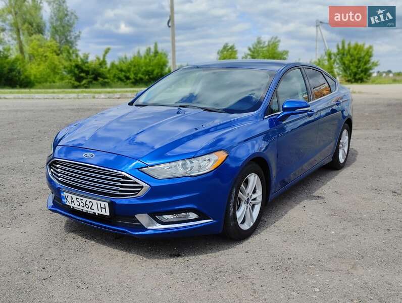 Ford Fusion (2016)