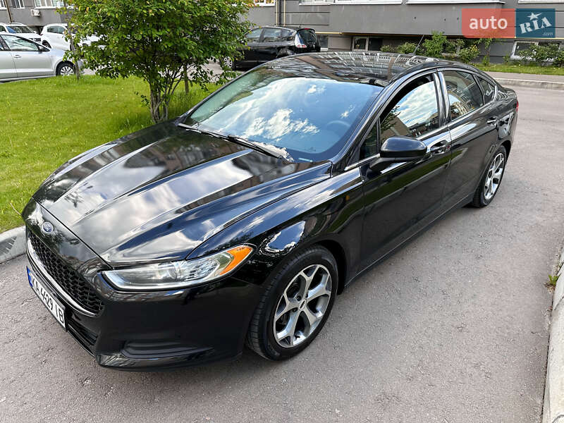 Ford Fusion (2014)