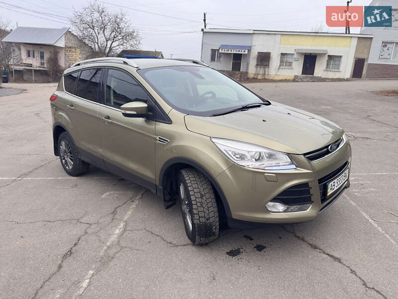 Ford Kuga (2013)
