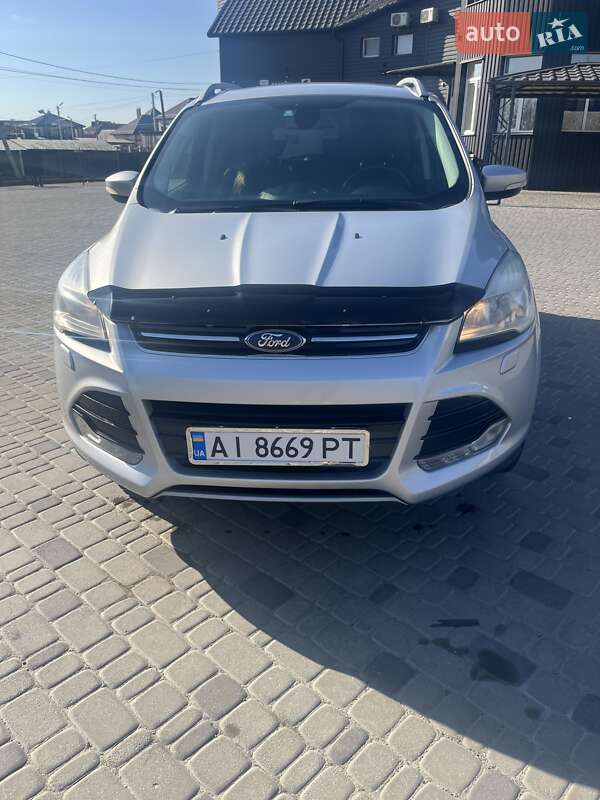 Ford Kuga (2013)
