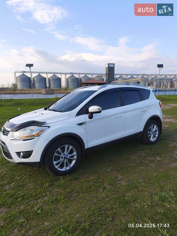 Ford Kuga (2012)