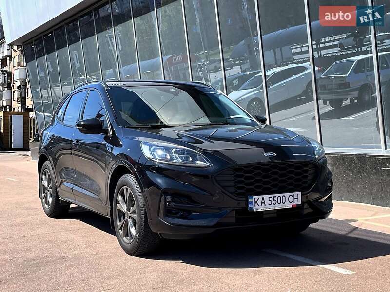 Ford Kuga (2022)