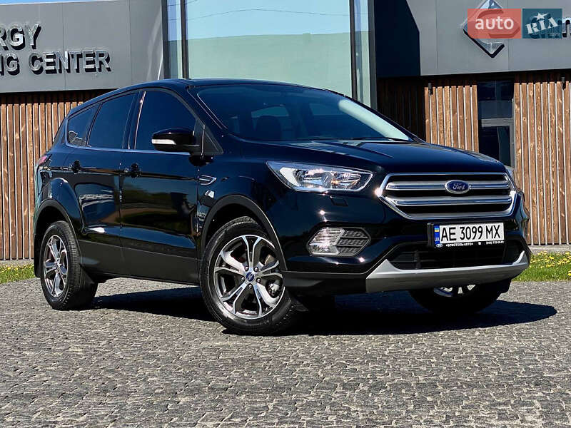 Ford Kuga (2019)